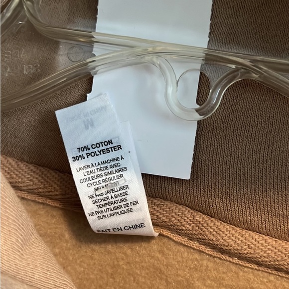 New Hoodie Mens Suze M medium tan color - Picture 10 of 16